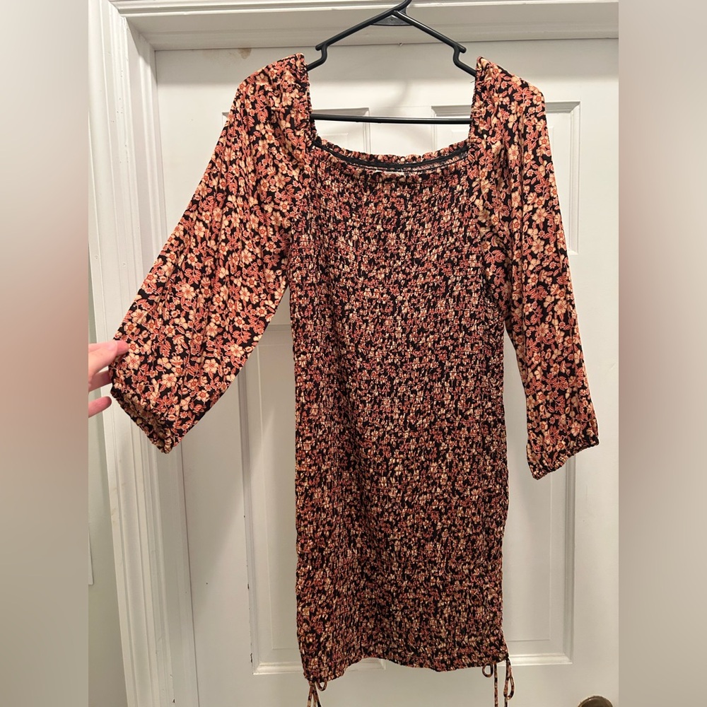 Jessica Simpson, mini floral dress, size medium, stretchy material